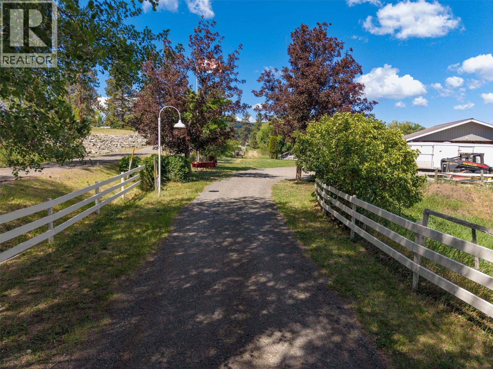 895 Coldwater Road - 8