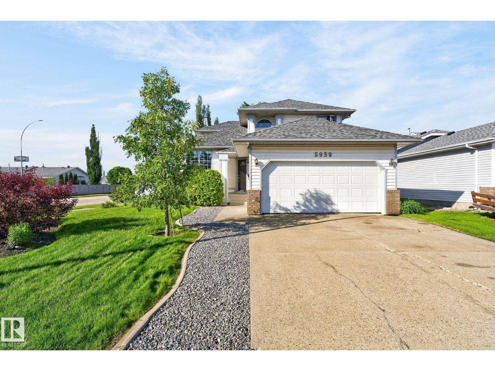 5939 157 AV NW - 1