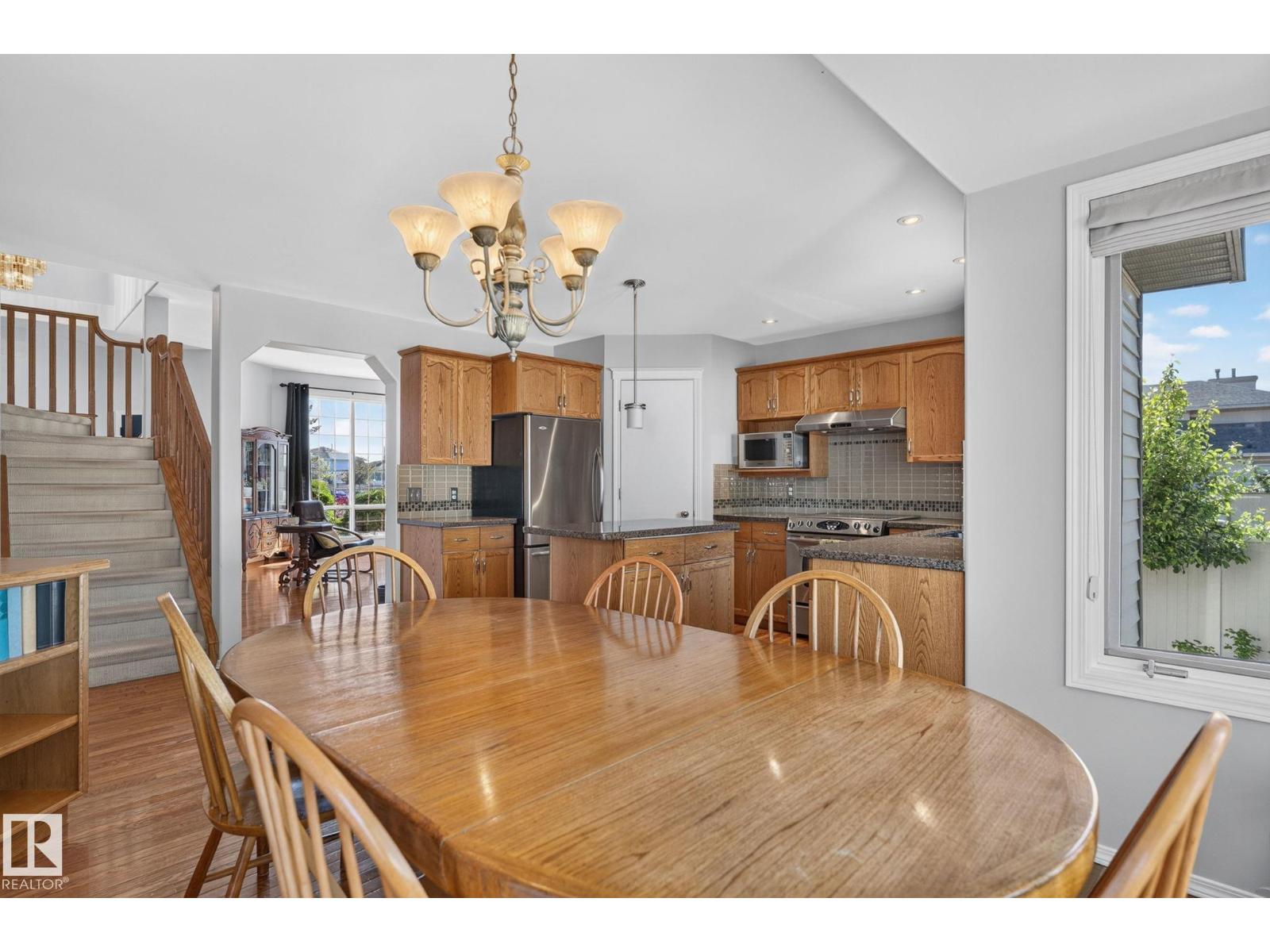 5939 157 AV NW - 21