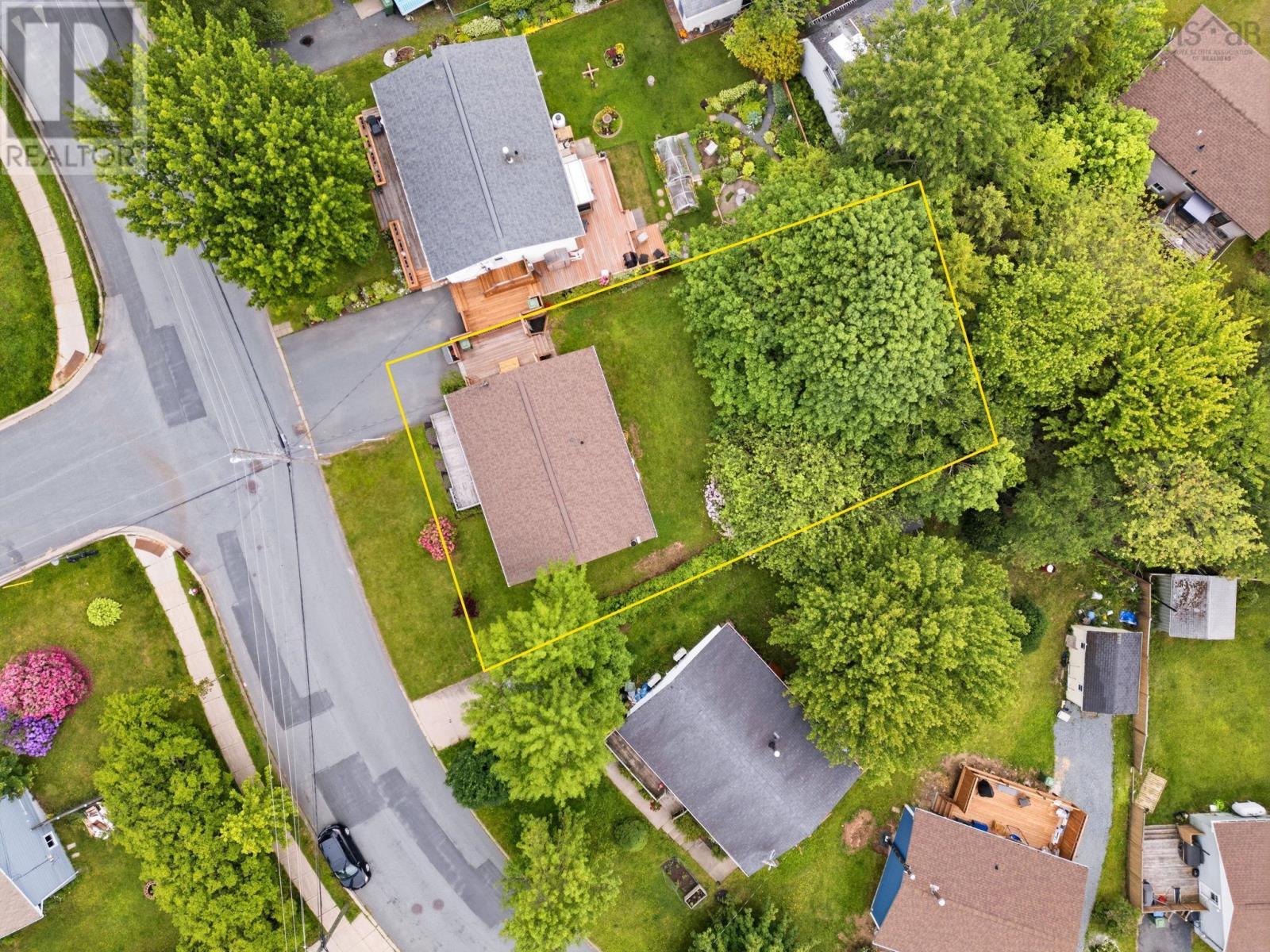 Property 38 of 43 of 443 Arklow Drive, Cole Harbour