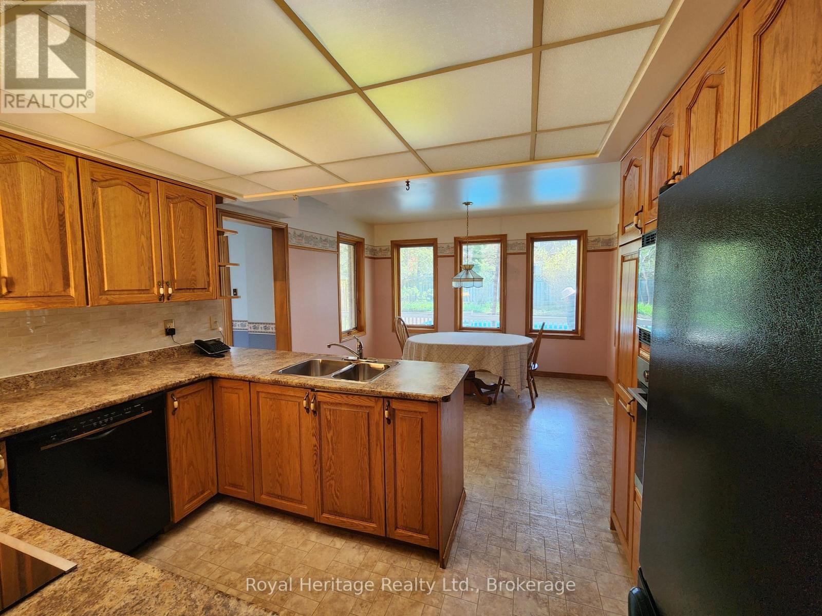 1534 SCOLLARD CRESCENT - 12
