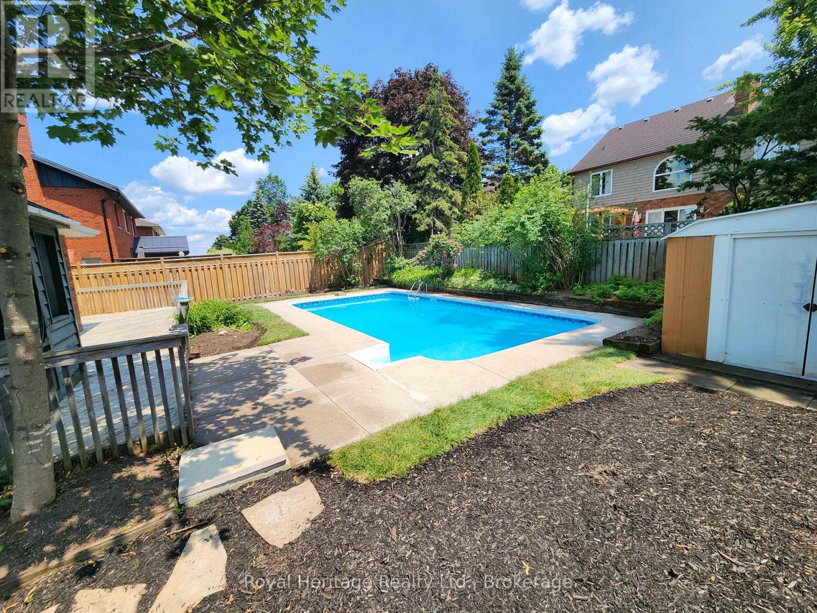 1534 SCOLLARD CRESCENT - 2