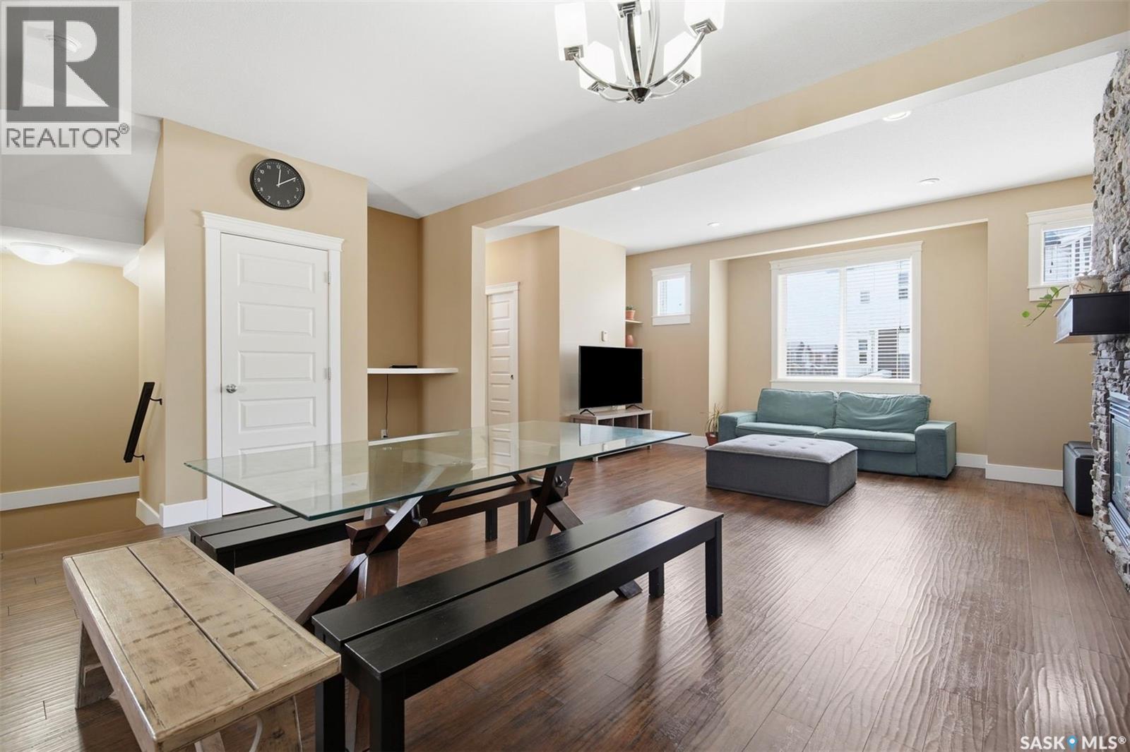 12 600 Maple CRESCENT - photo 5