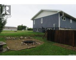 4 Saskatchewan Avenue, Tuxford, SK S0H4C0 Photo 21