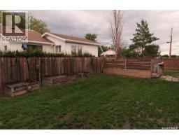 4 Saskatchewan Avenue, Tuxford, SK S0H4C0 Photo 25