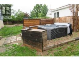 4 Saskatchewan Avenue, Tuxford, SK S0H4C0 Photo 27