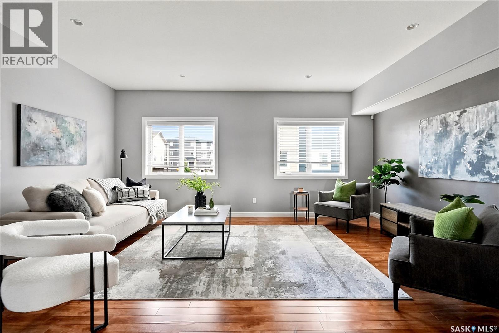 #220 212 Willis CRESCENT - 9