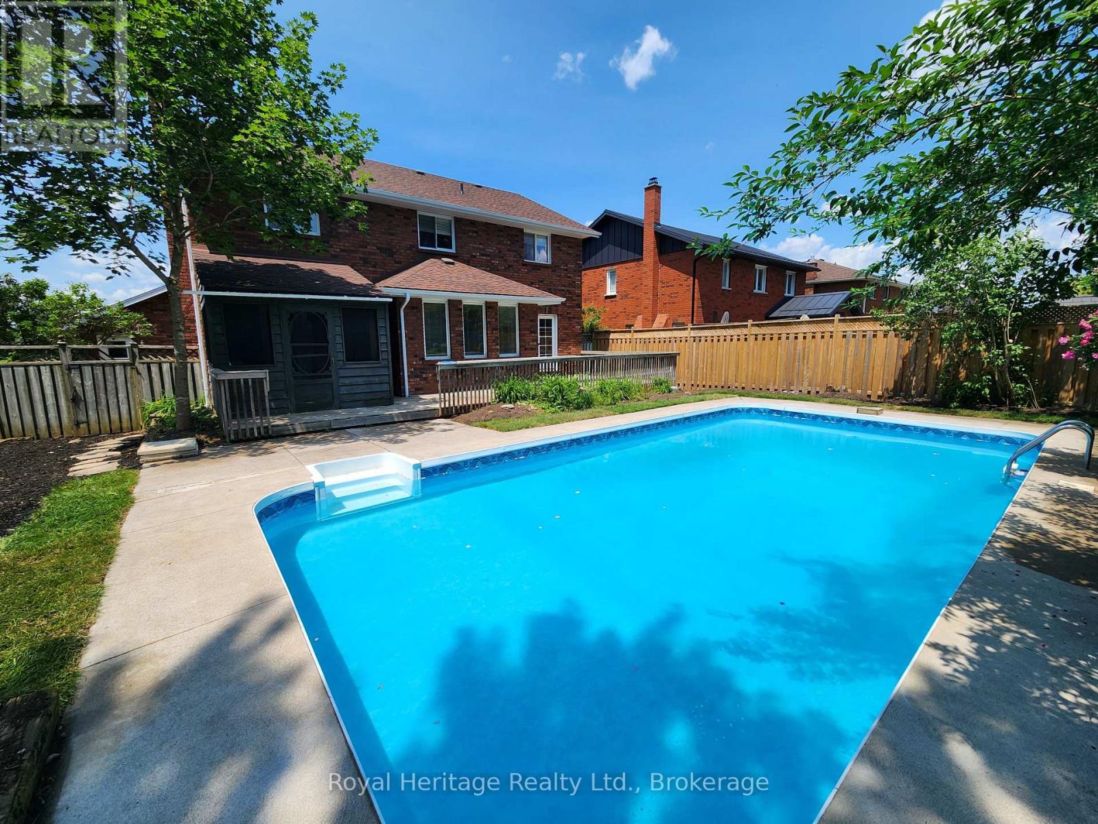 1534 SCOLLARD CRESCENT - 33