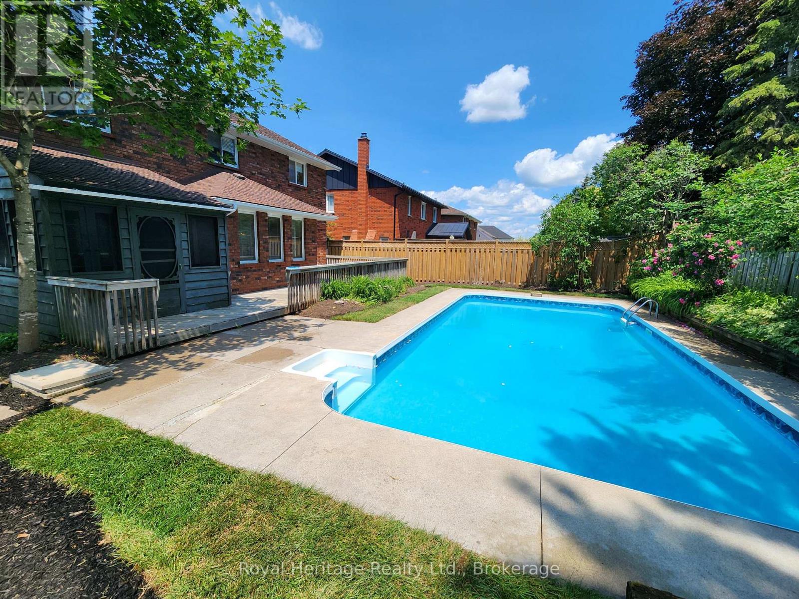 1534 SCOLLARD CRESCENT - 34