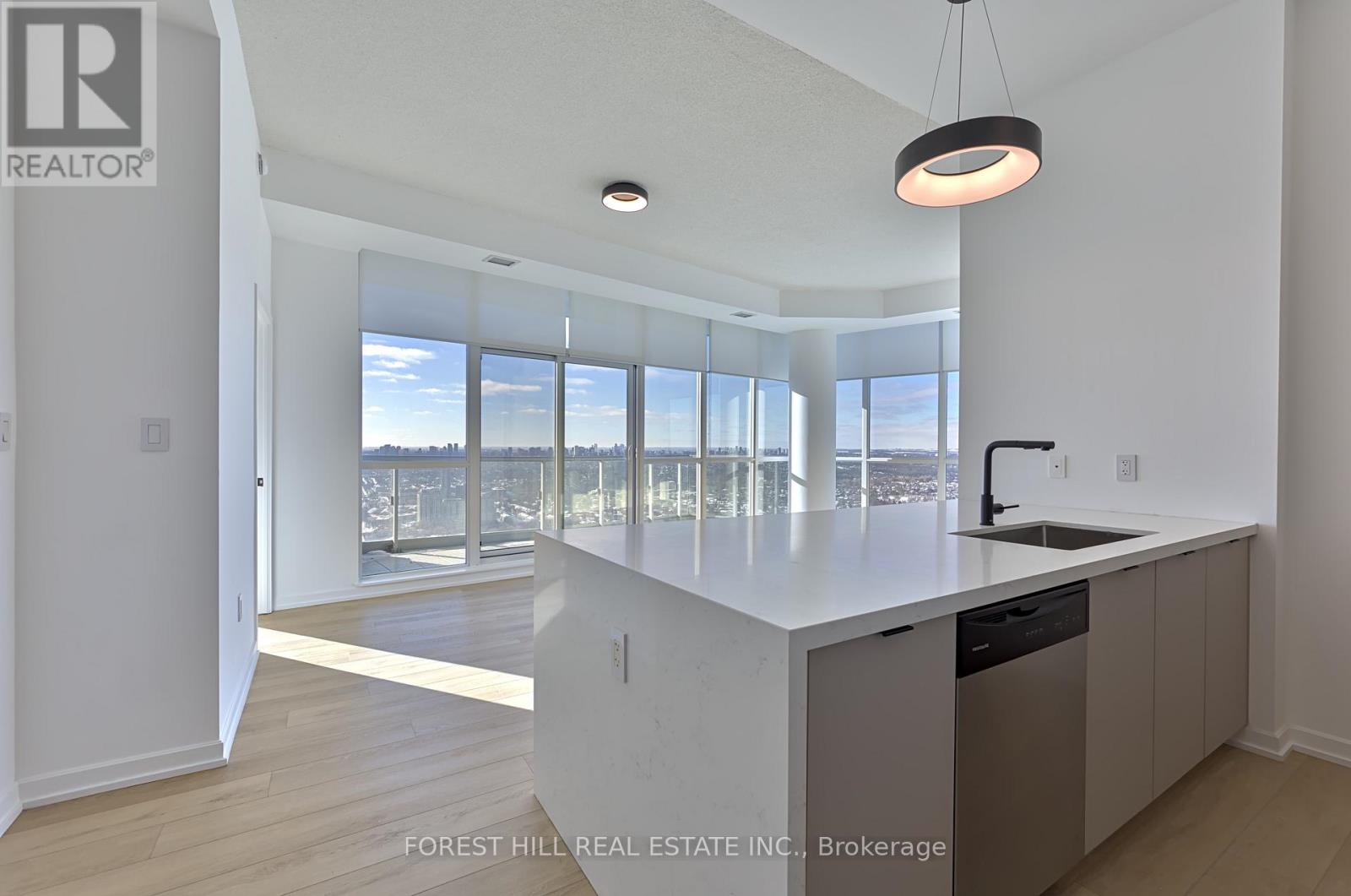 #3506 70 FOREST MANOR ROAD - 5