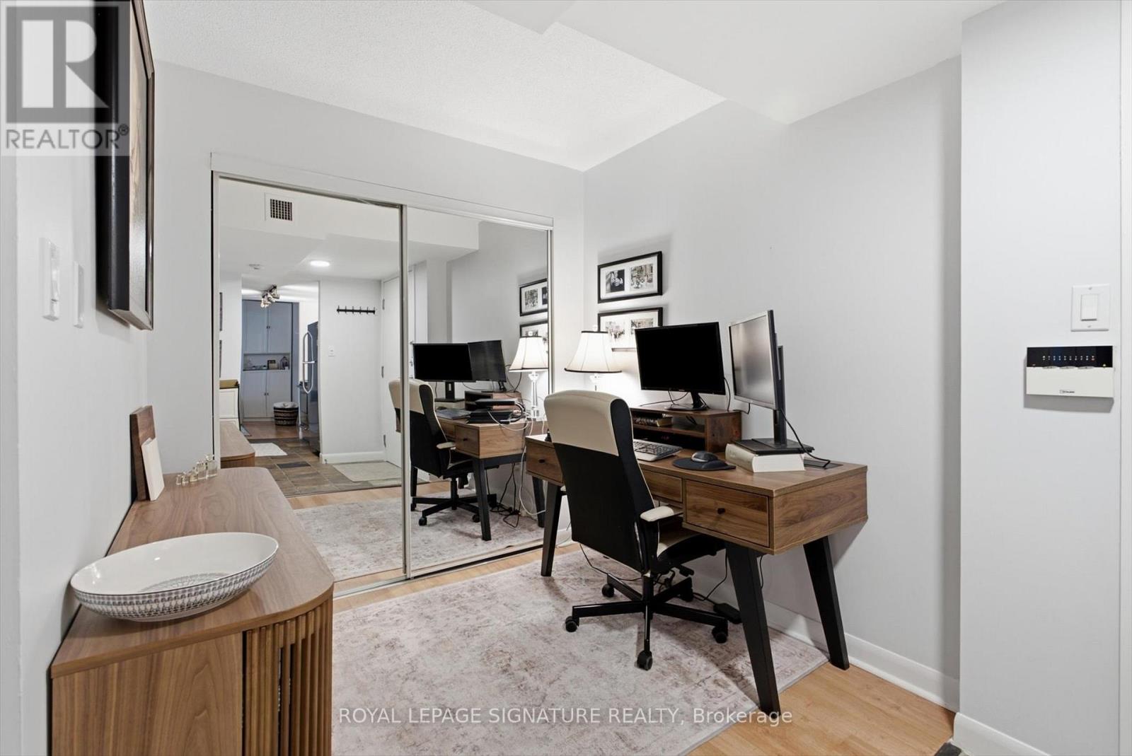 #704 323 RICHMOND STREET E - 10