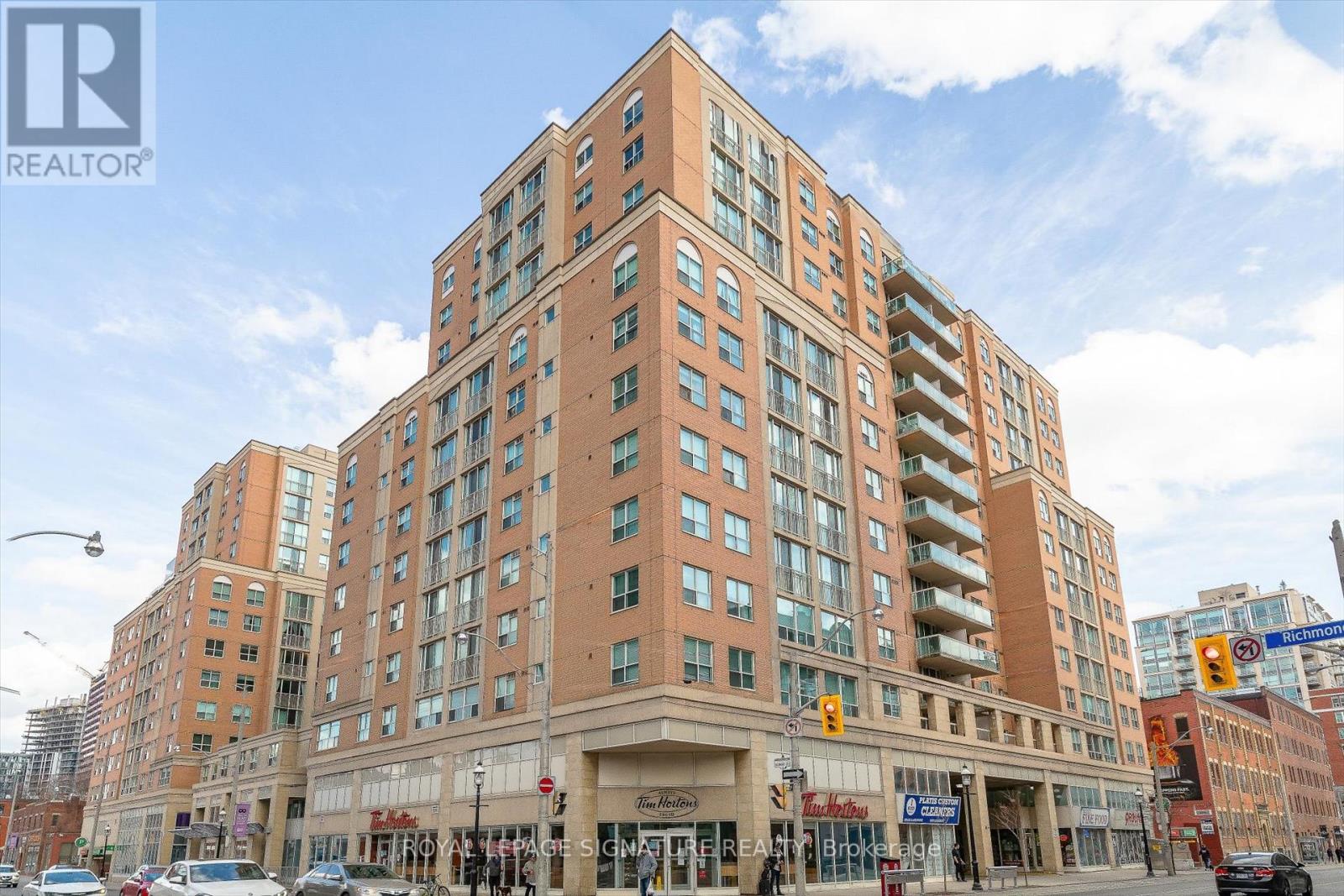 #704 323 RICHMOND STREET E - 18