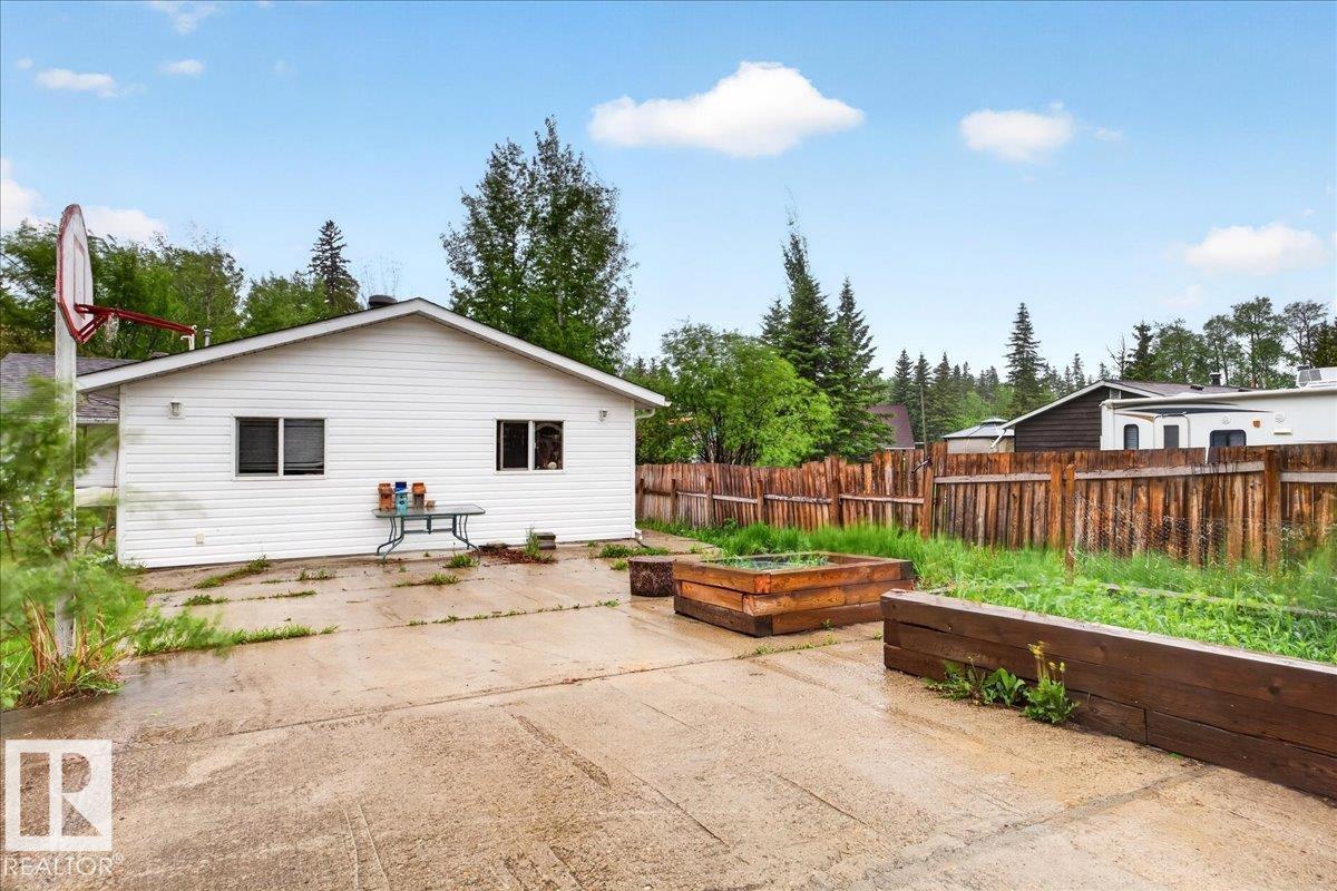 1311 Park CR - 40