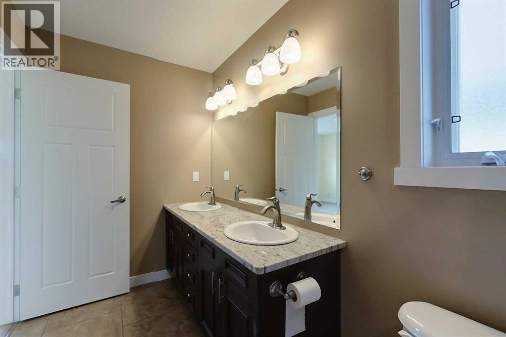 612 8 Avenue SW — photo 12