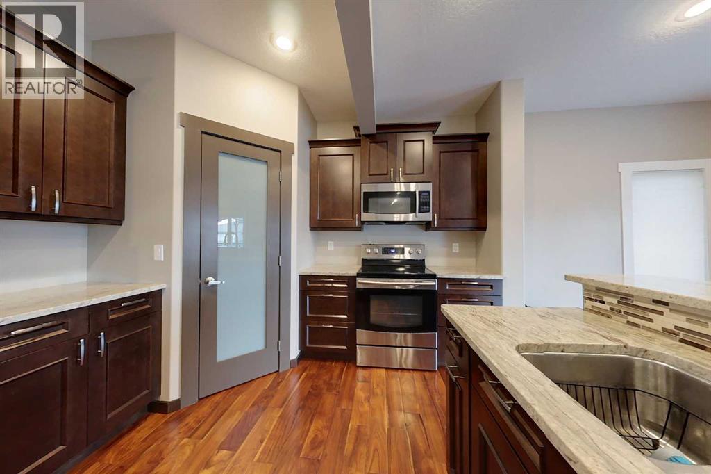 612 8 Avenue SW - photo 4