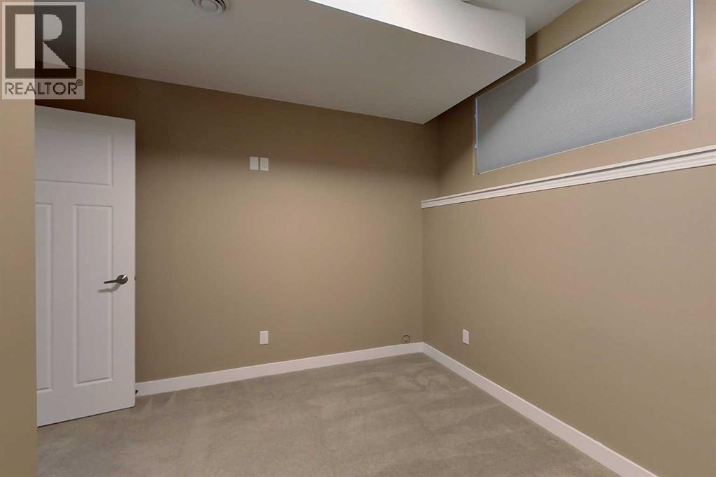 612 8 Avenue SW — photo 18