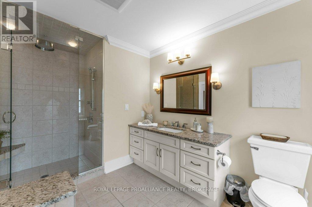 609 EARL STREET - 24
