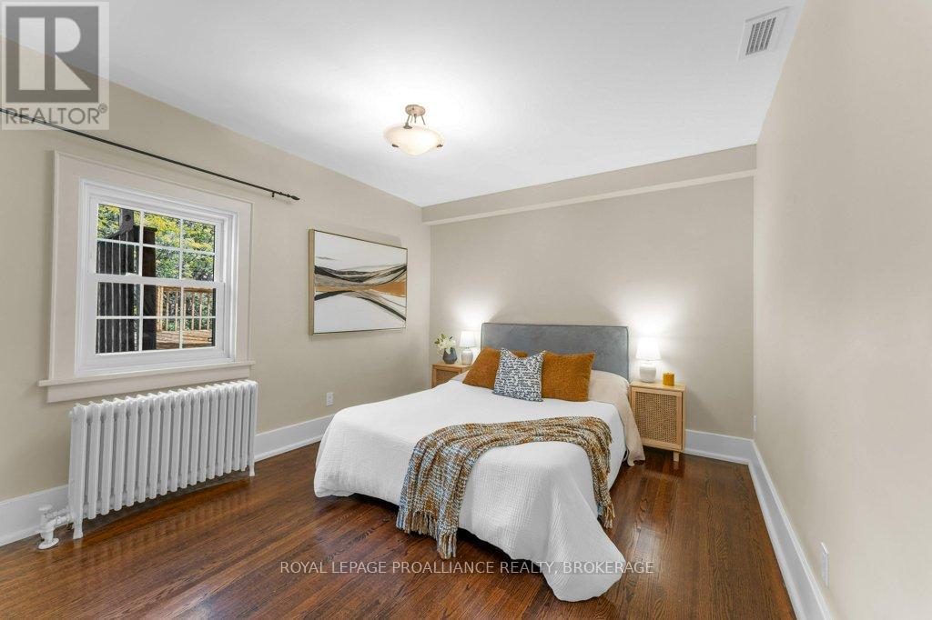609 EARL STREET - 28