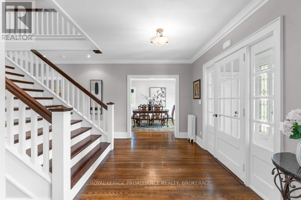 609 EARL STREET - 6