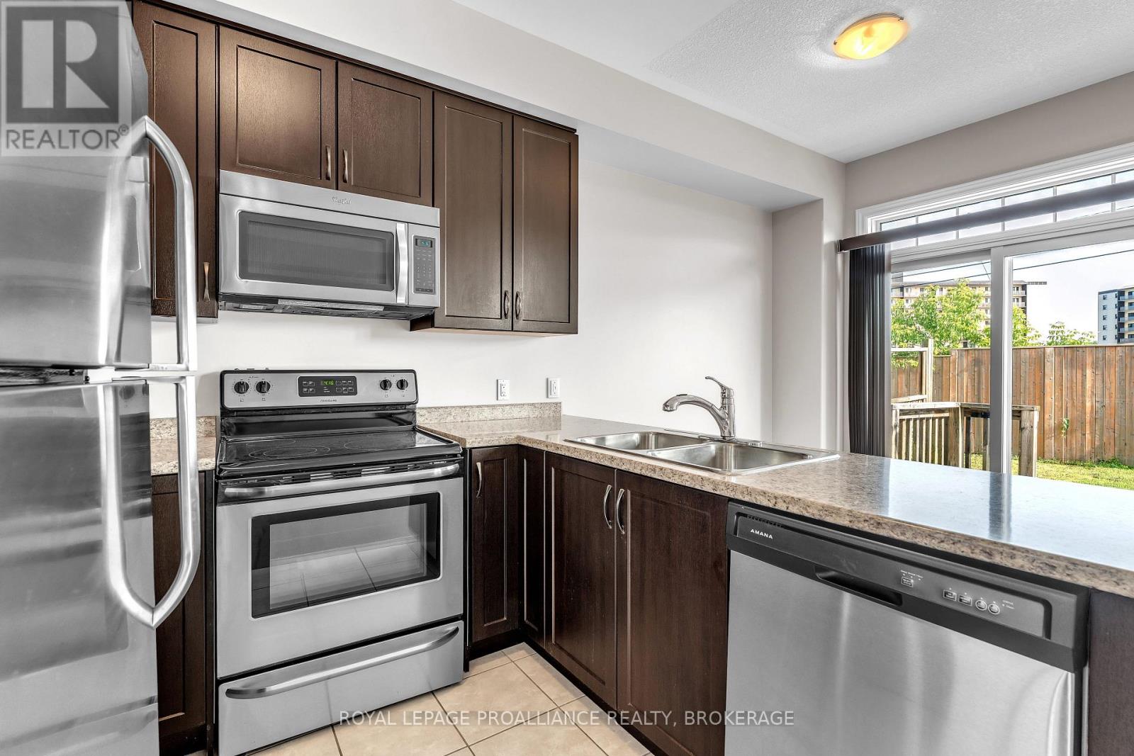 792 NEWMARKET LANE - 15