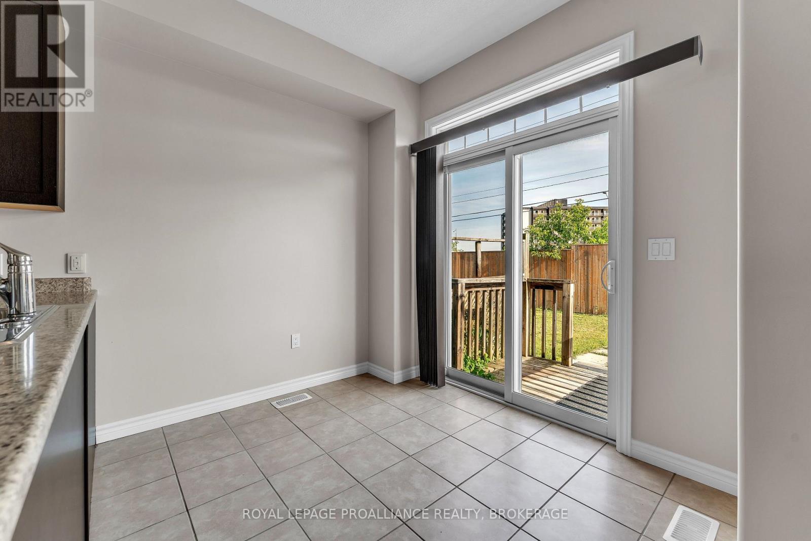 792 NEWMARKET LANE - 16
