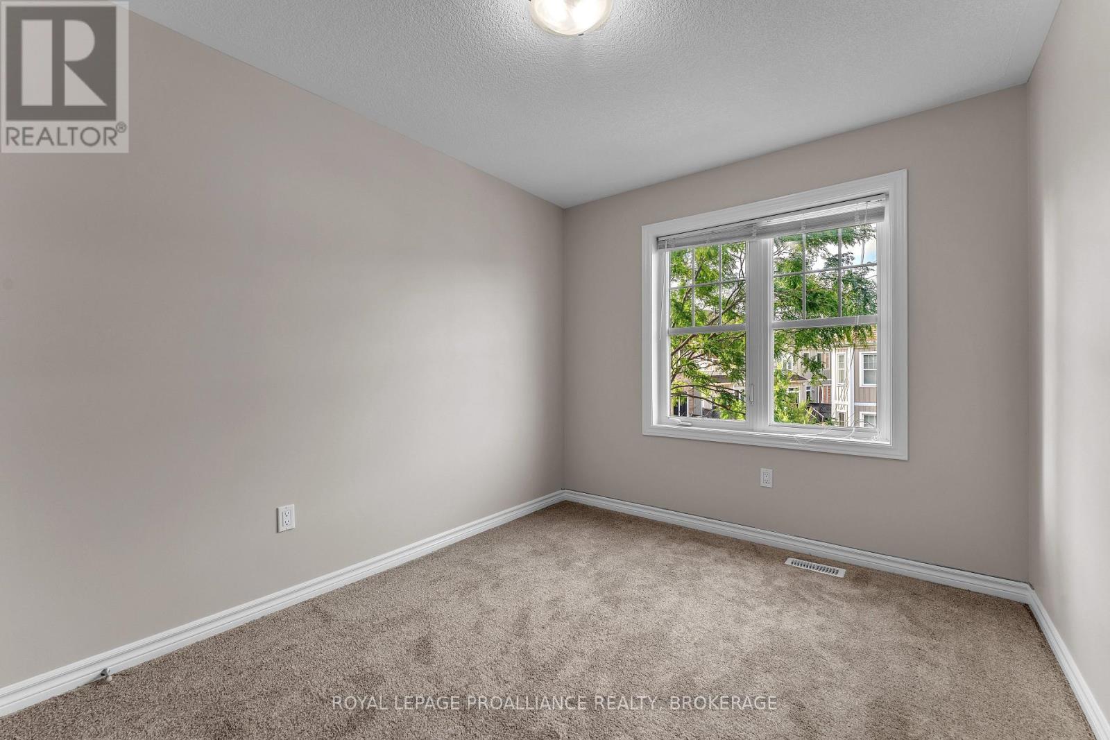 792 NEWMARKET LANE - 24