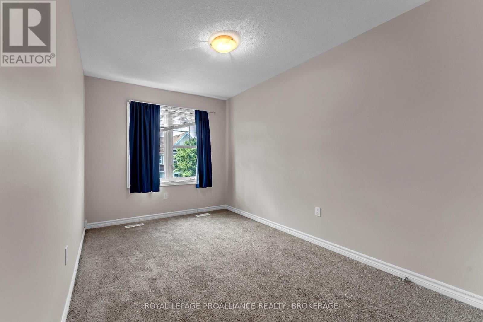 792 NEWMARKET LANE - 26