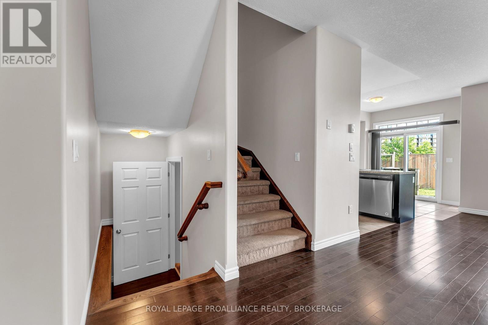 792 NEWMARKET LANE - 28