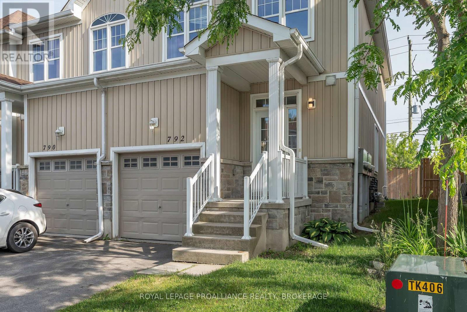 792 NEWMARKET LANE - 3