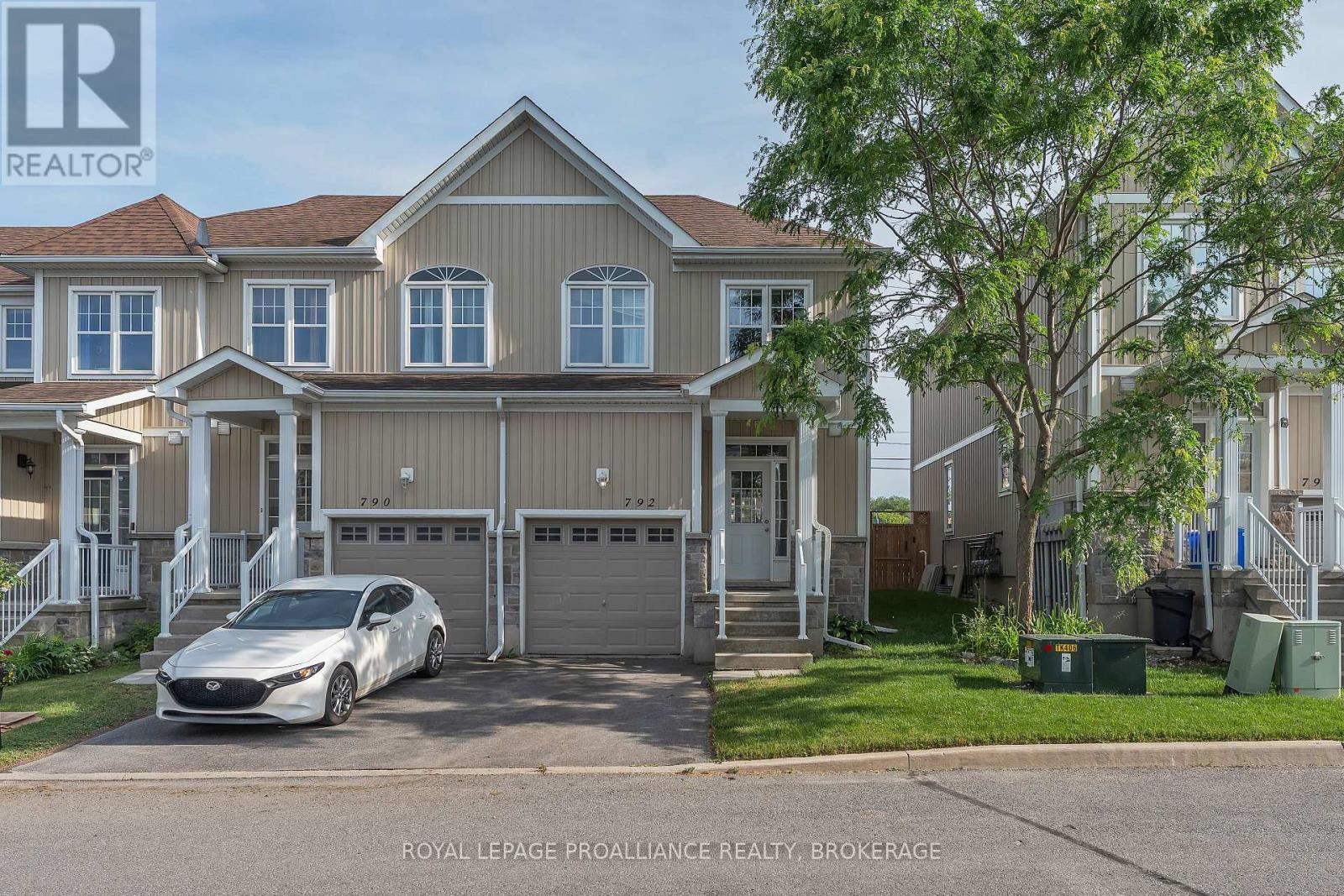 792 NEWMARKET LANE - 40