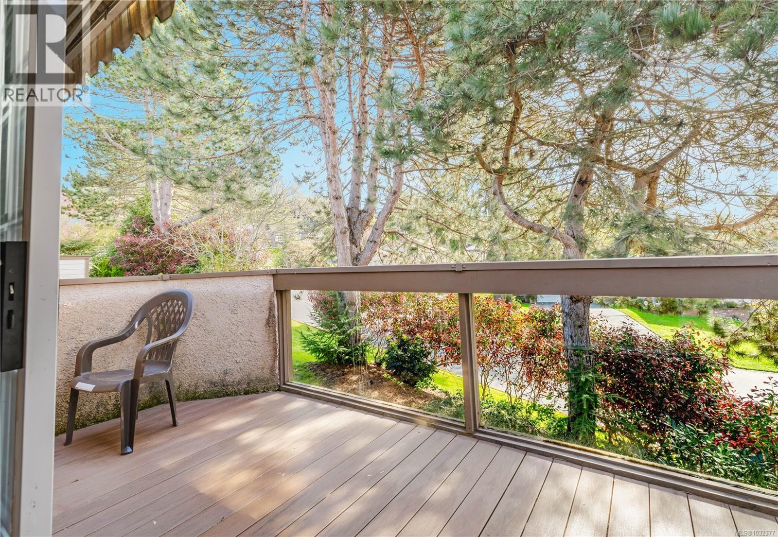 #4 901 Kentwood Lane - 9