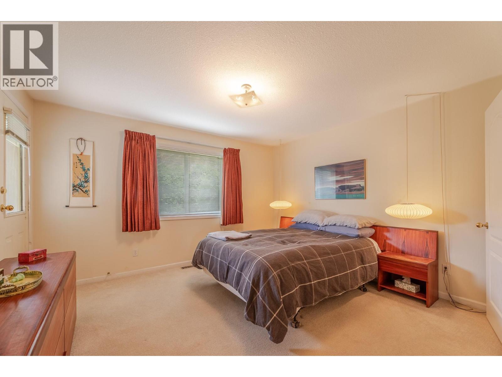#12 5050 13th Avenue - 21