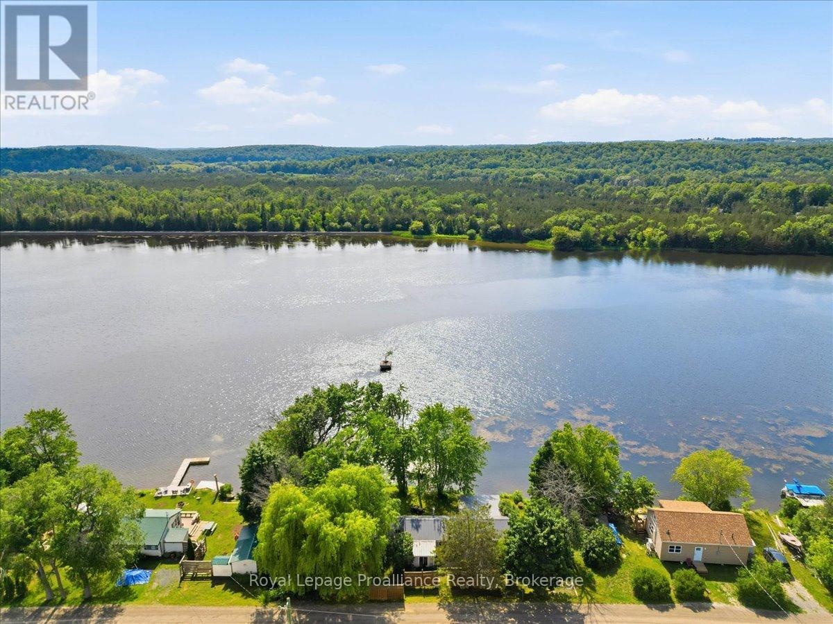 482 HAIGS REACH ROAD - 34