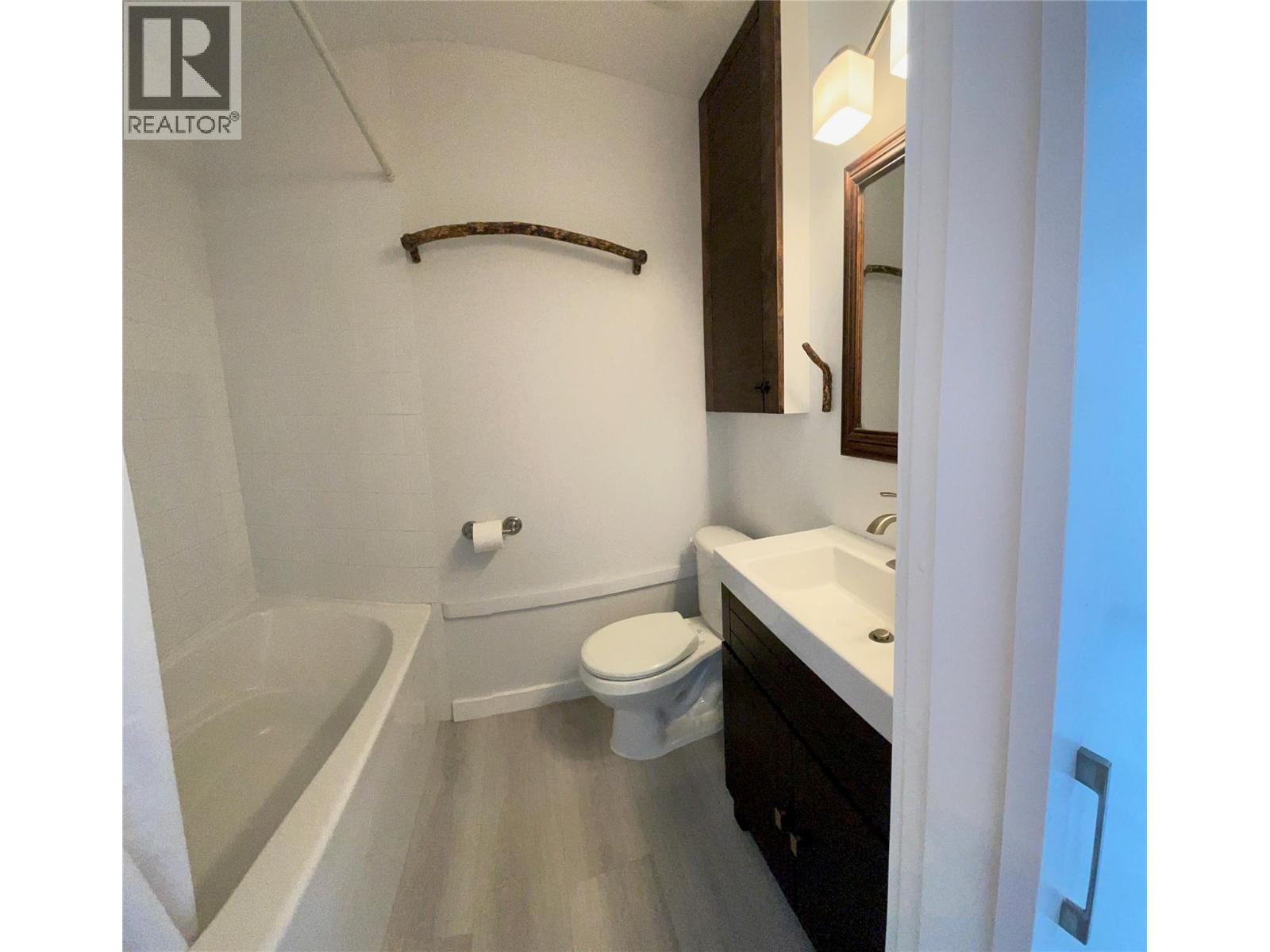 2745 Cameron Road - 31
