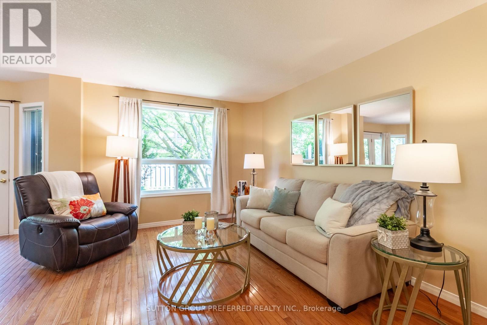 907 BLACKSMITH STREET - 15