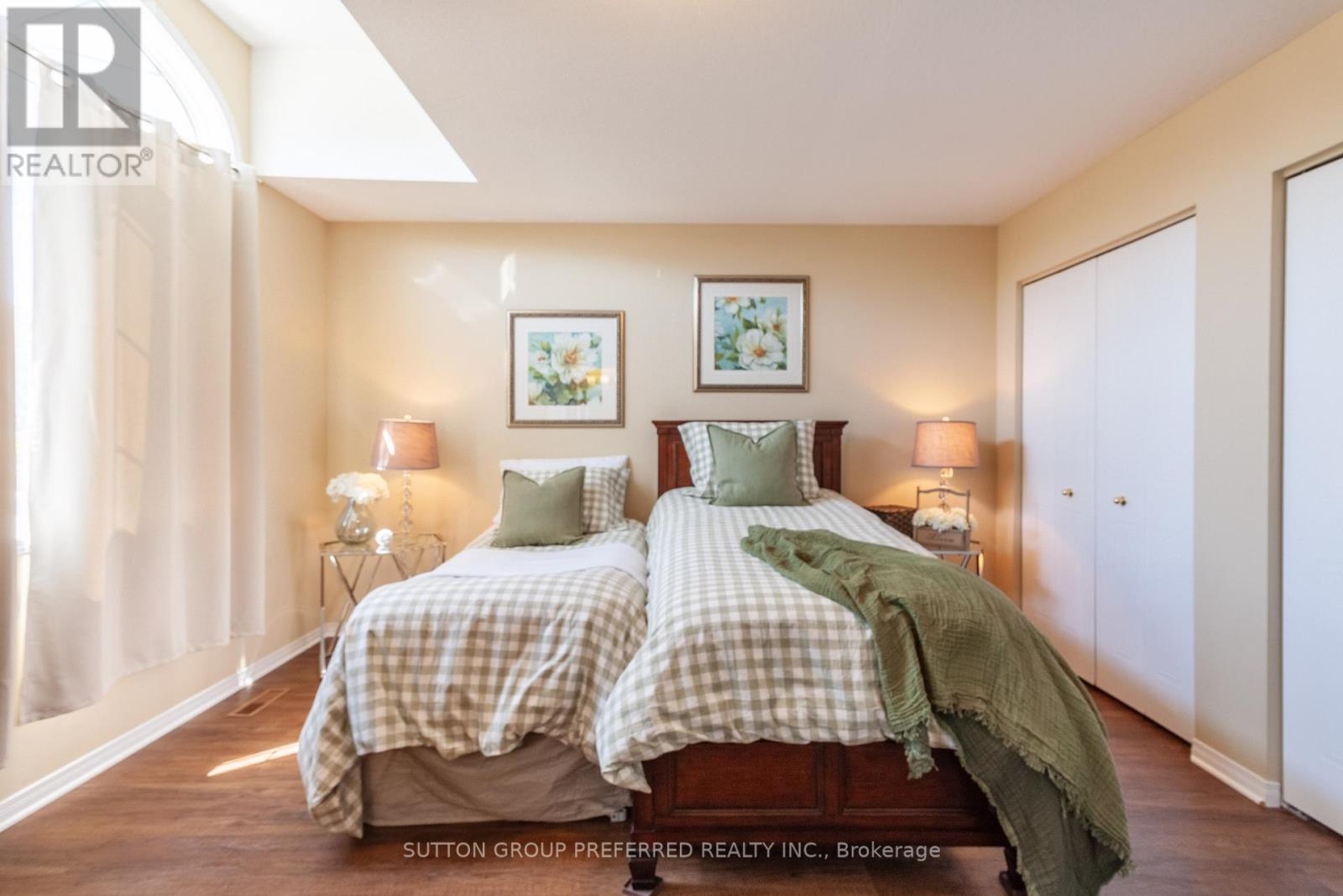 907 BLACKSMITH STREET - 19