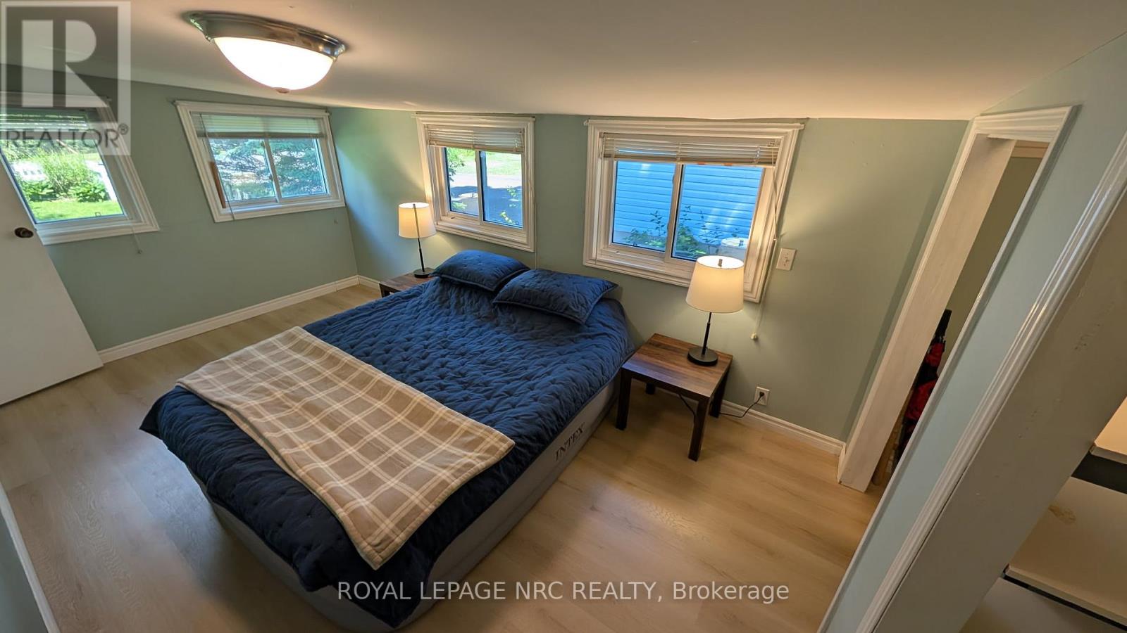 3093 HYMAN AVENUE - 17
