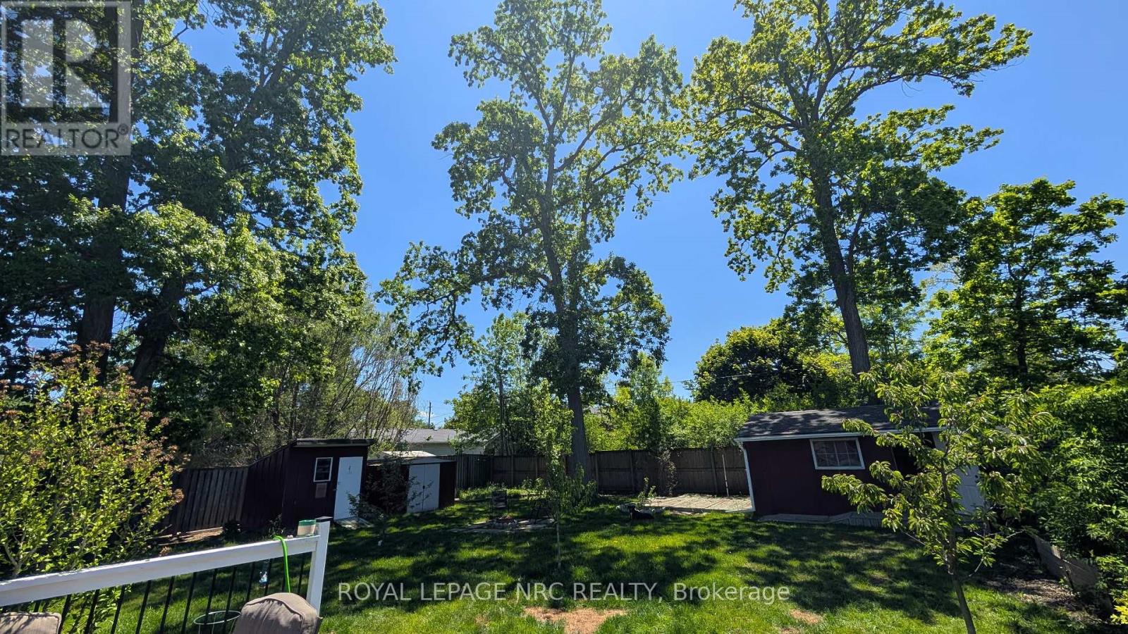 3093 HYMAN AVENUE - 31