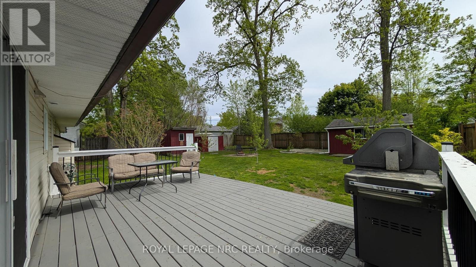 3093 HYMAN AVENUE - 35
