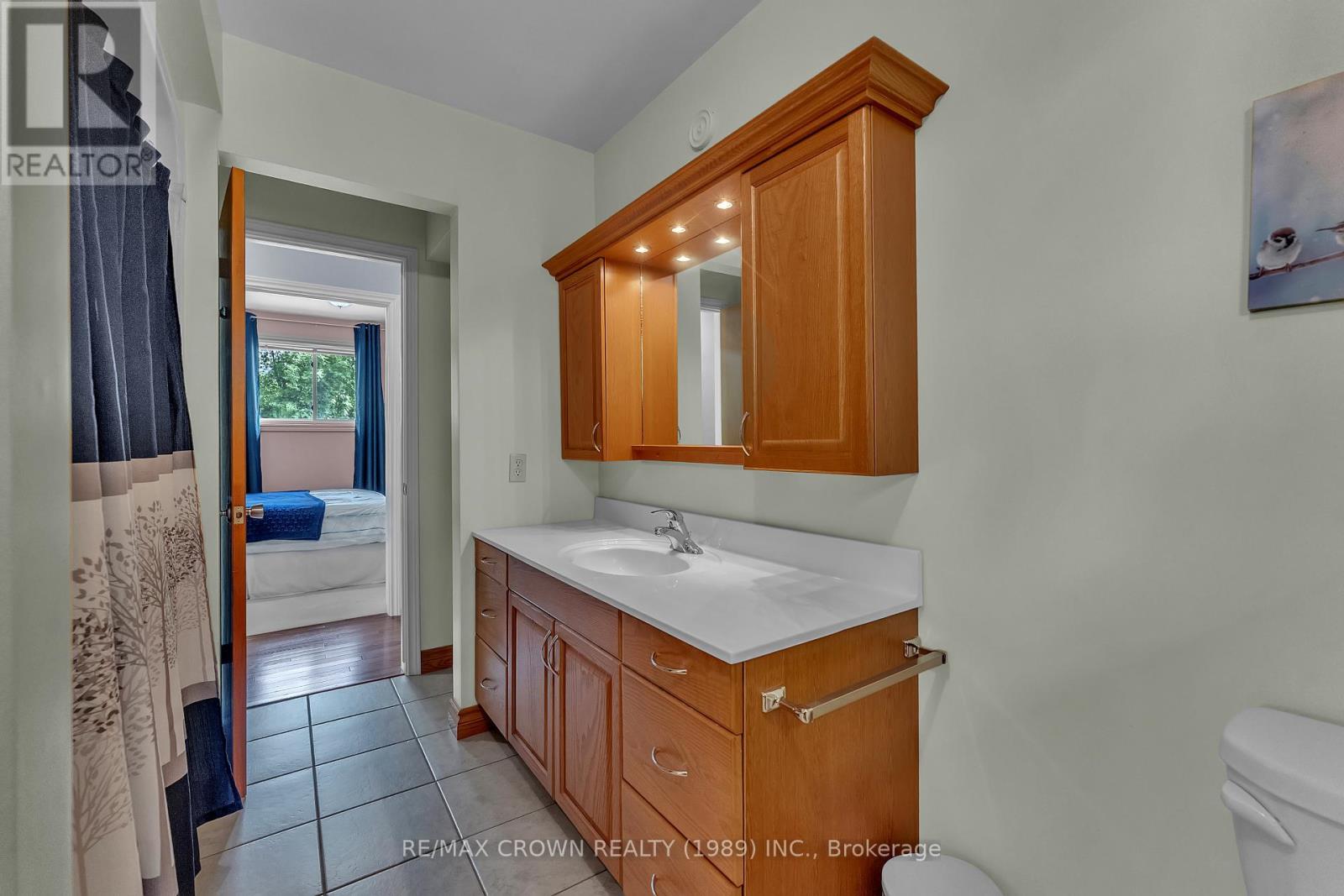 789 LAURENTIAN AVENUE - 18
