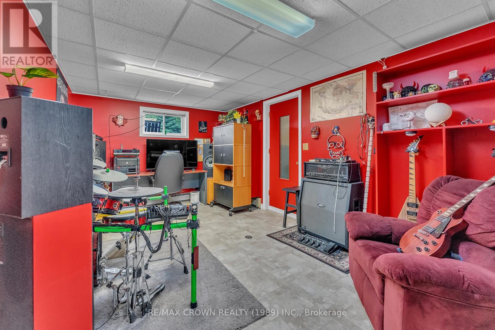 789 LAURENTIAN AVENUE - 28