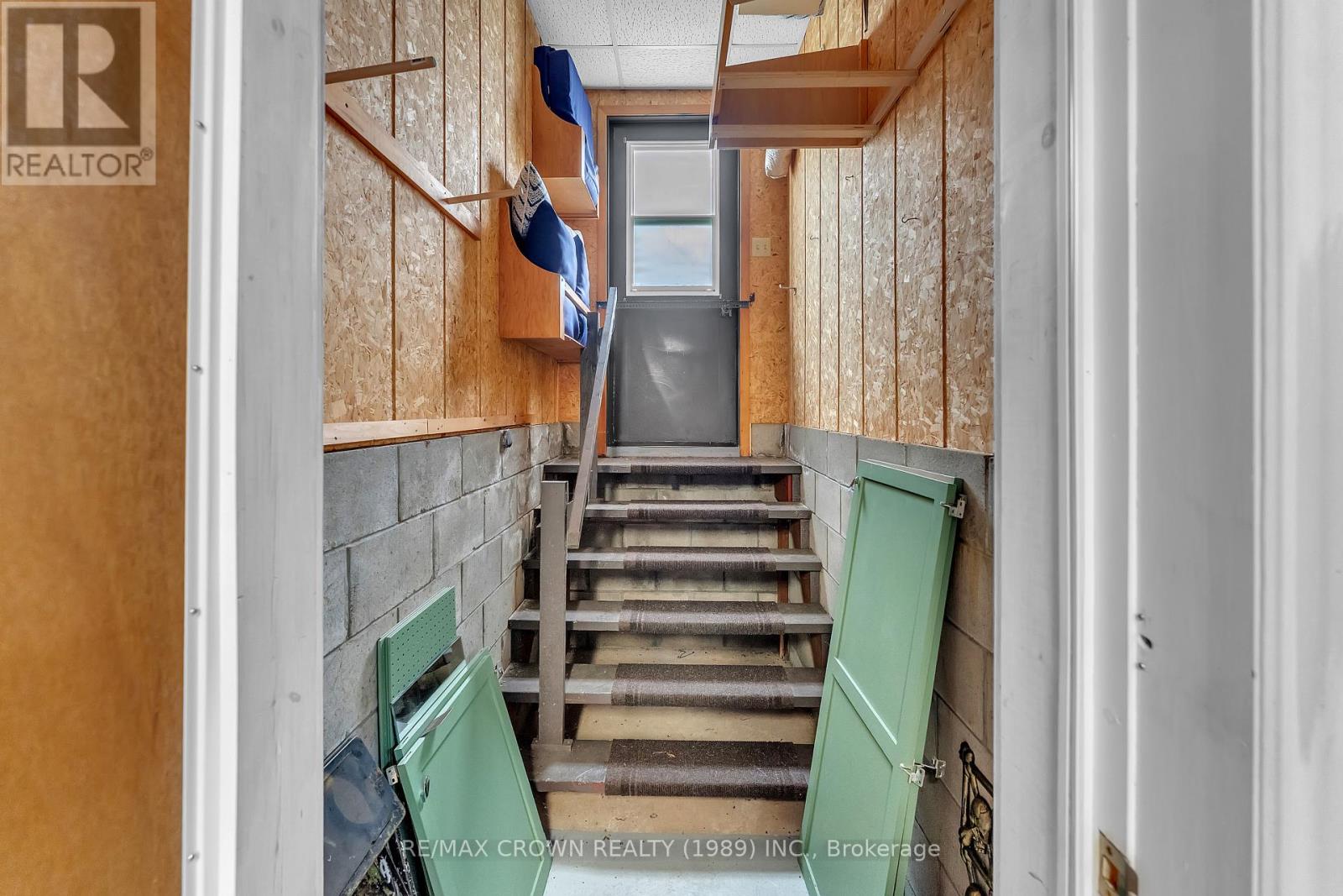 789 LAURENTIAN AVENUE - 36