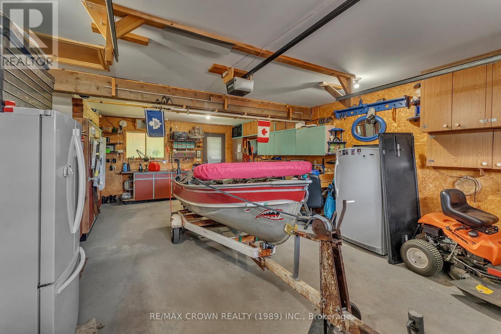 789 LAURENTIAN AVENUE - 38