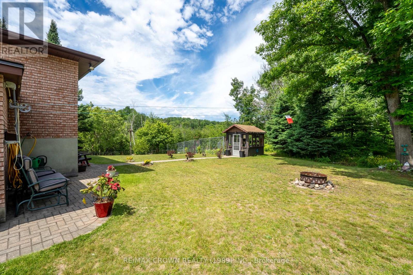 789 LAURENTIAN AVENUE - 42