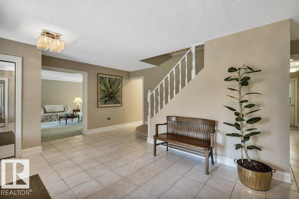 260 Windermere DR NW - 9