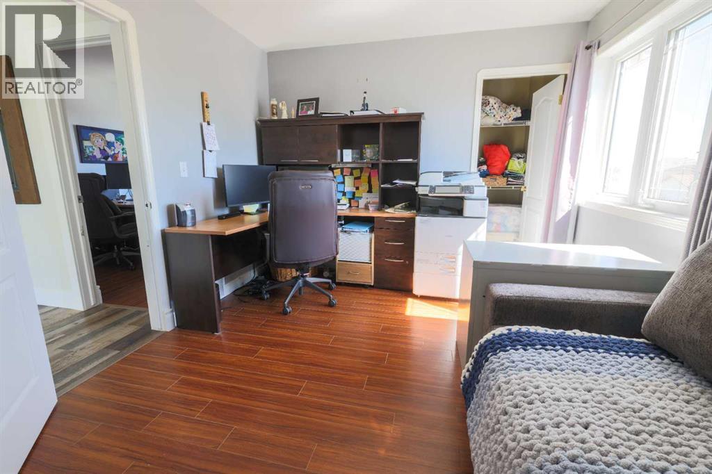 6506 59 Street — photo 23