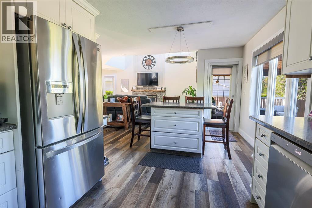6506 59 Street - 9