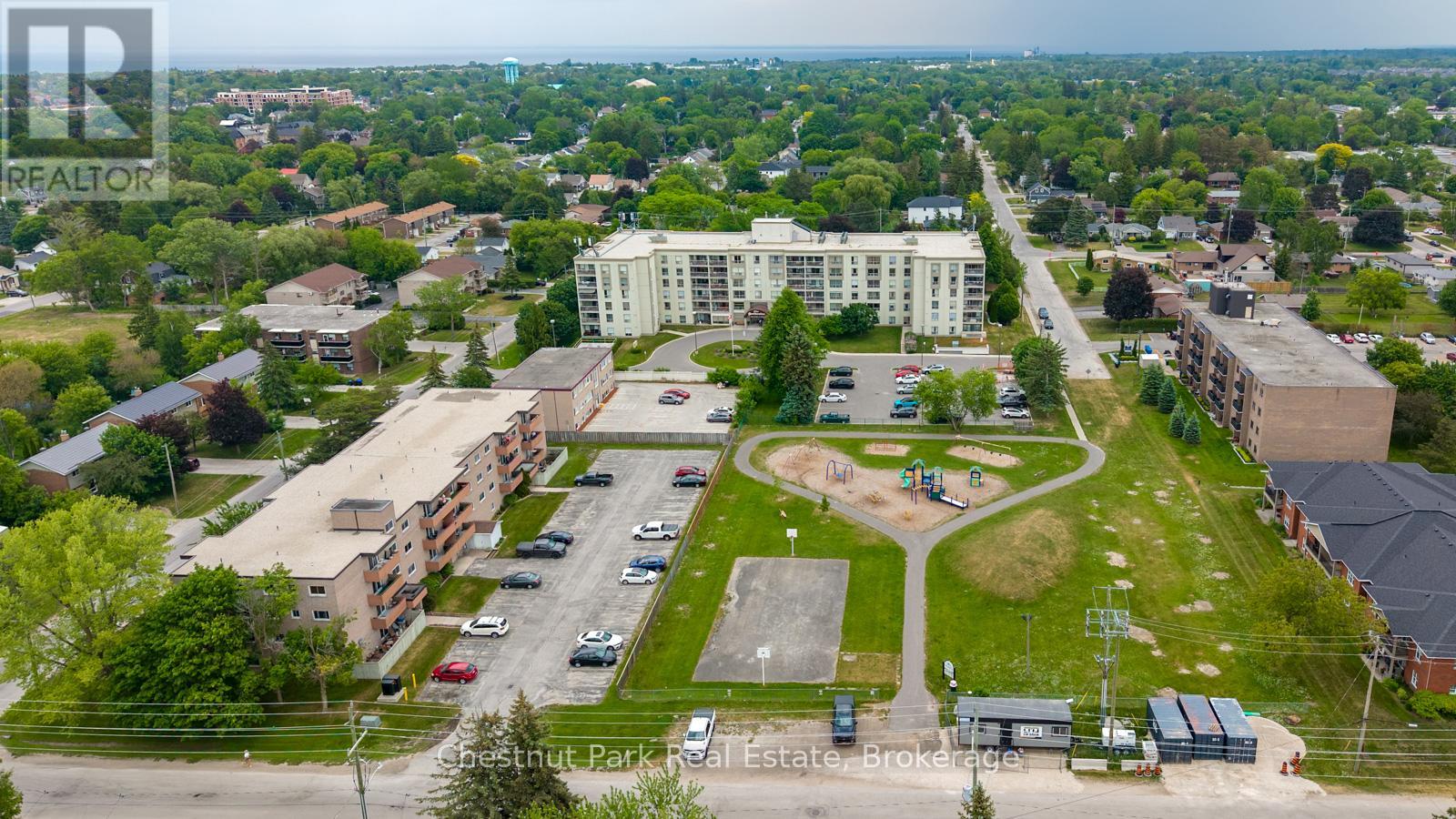 #102 172 EIGHTH STREET - 41