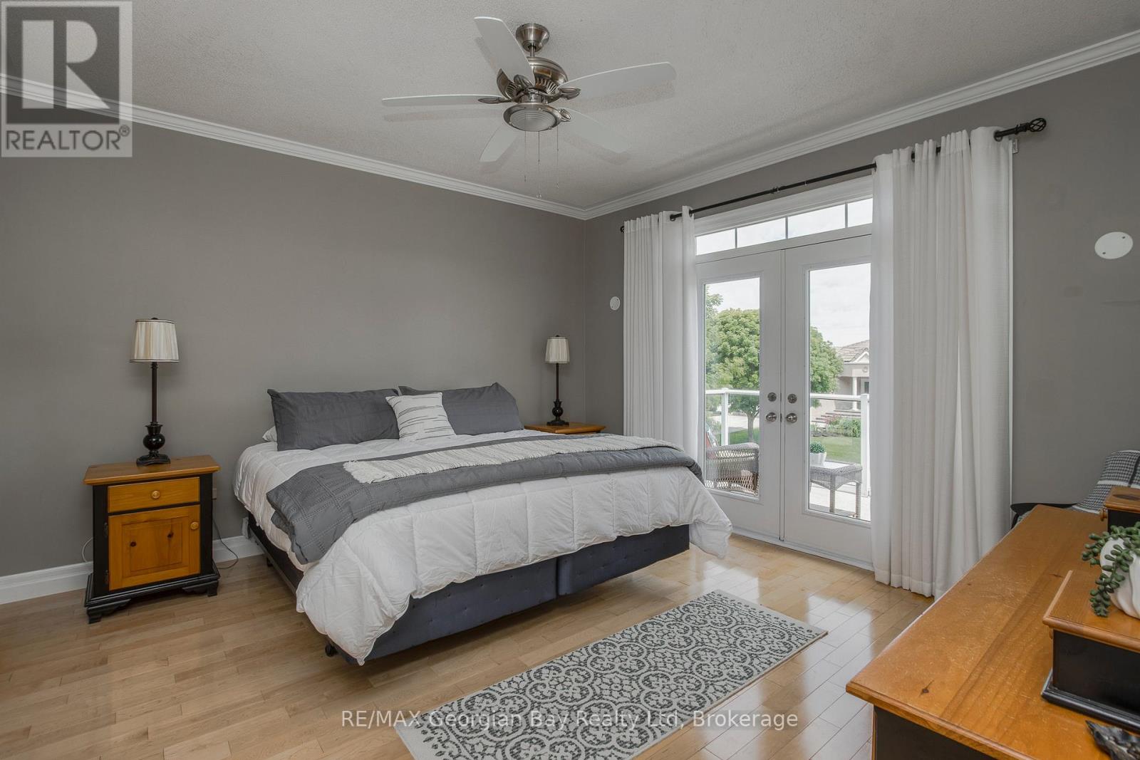 422 ABERDEEN BOULEVARD - 18