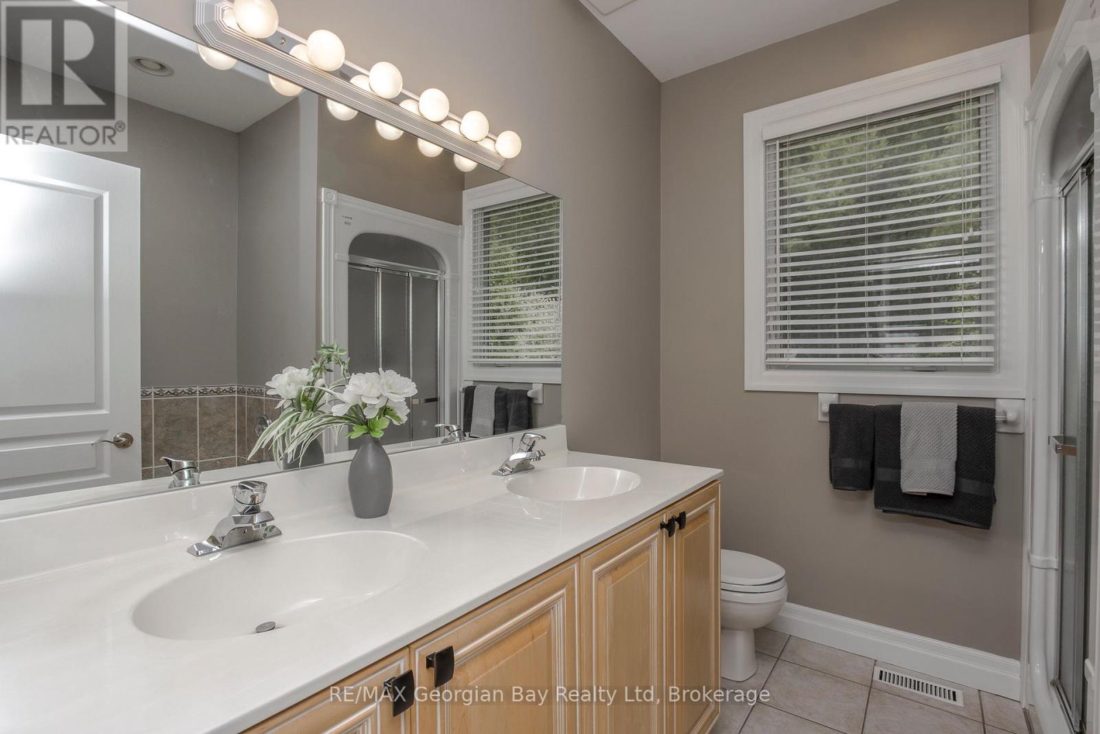 422 ABERDEEN BOULEVARD - 20